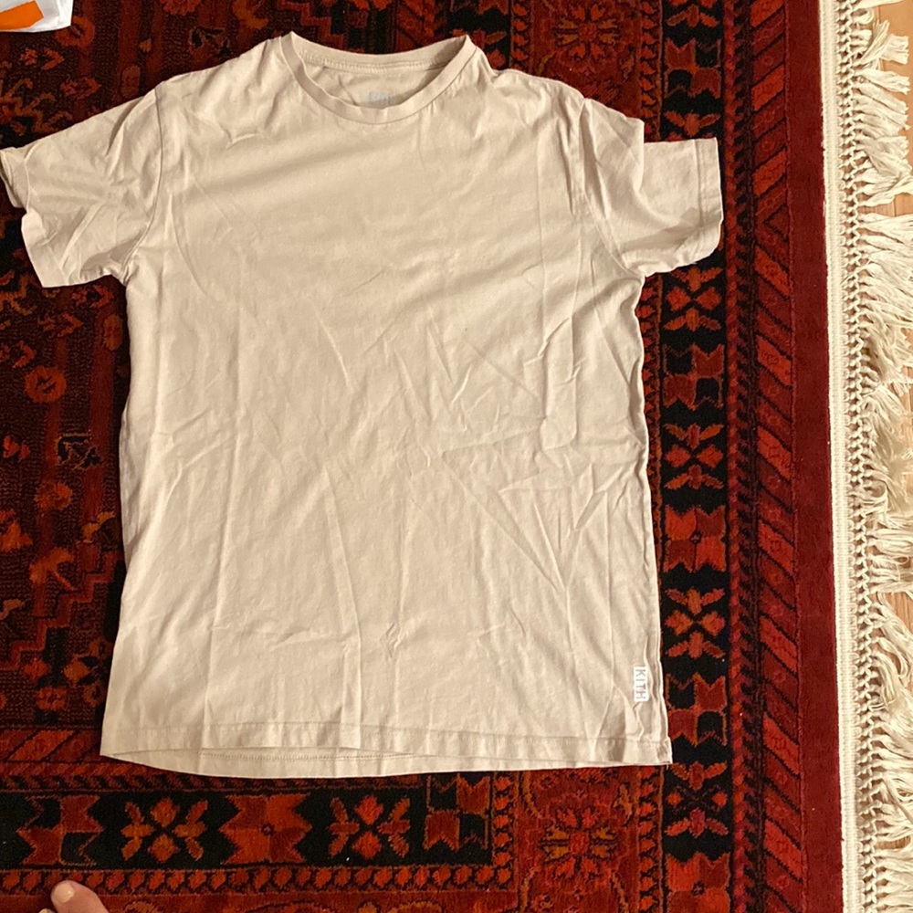 Mens KITH cream Tee. Size M